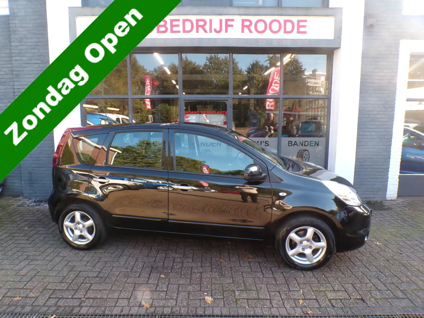 Nissan Note 1.6 Connect Edition AUTOMAAT,AIRCO,1 EIGENAAR!! "" Zwart - 1