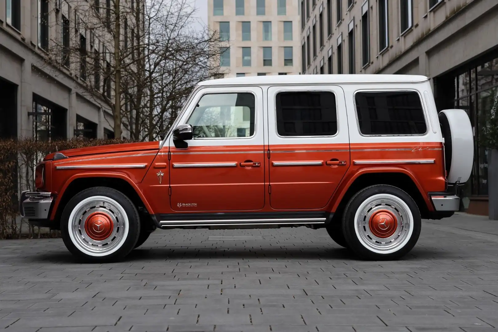 Mercedes-Benz G 63 AMG | CARLEX G-VINTAGE FIAMMA | MY2025 Orange - 2