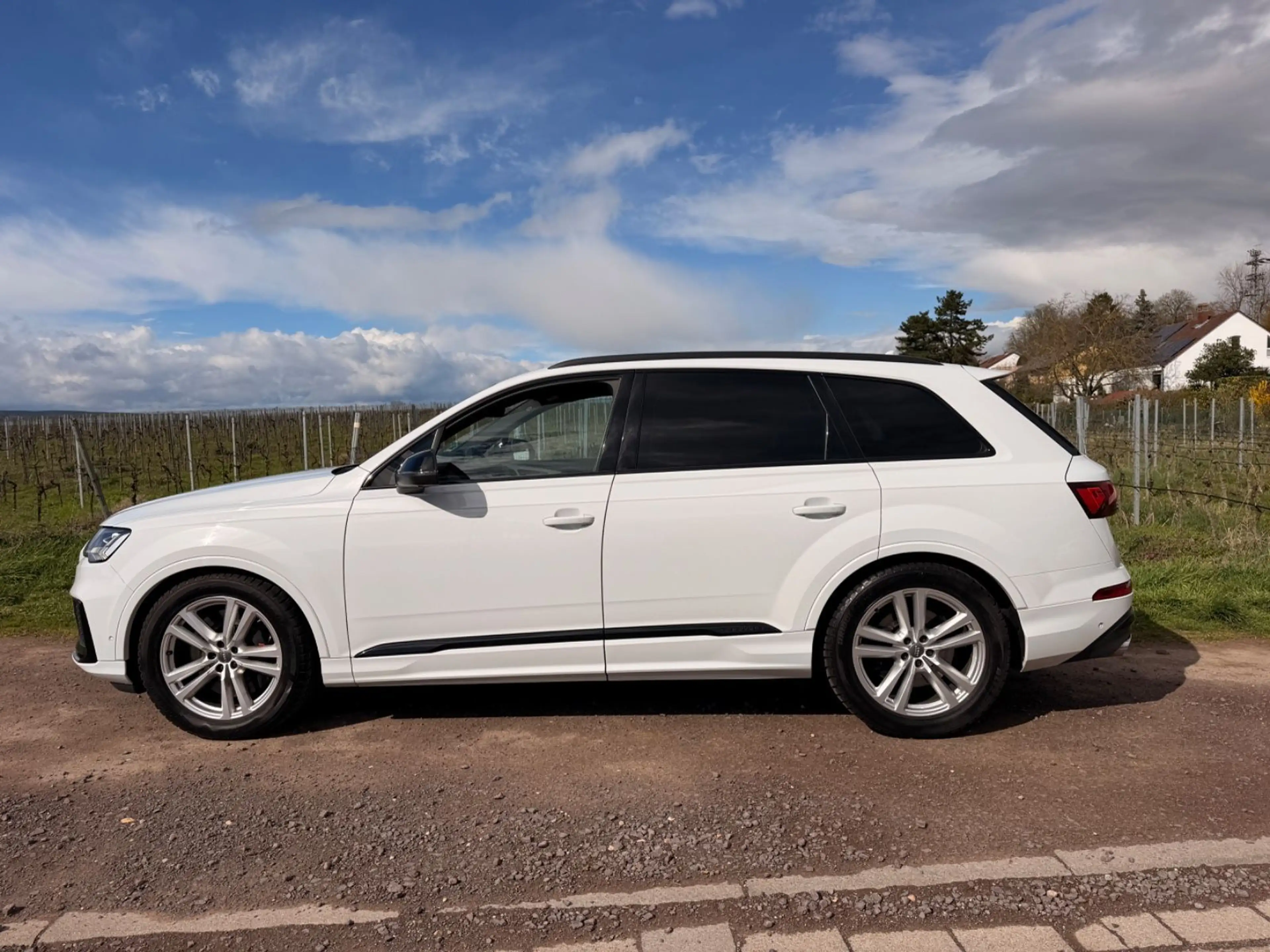 Audi SQ7 4.0 TDI quattro Matrix-LED / Head-up-Display — photo 7