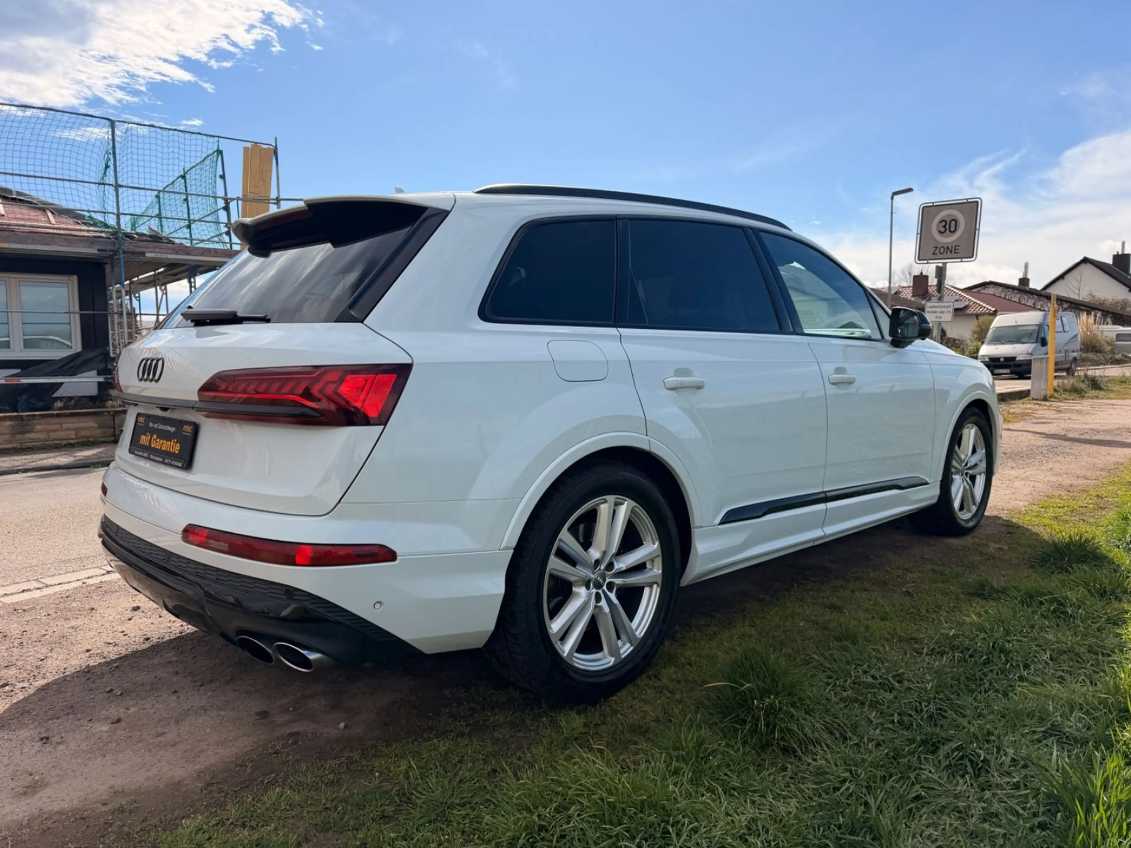 Audi SQ7 4.0 TDI quattro Matrix-LED / Head-up-Display — photo 4