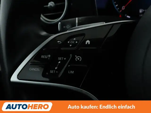 Mercedes-Benz E-Class view 27