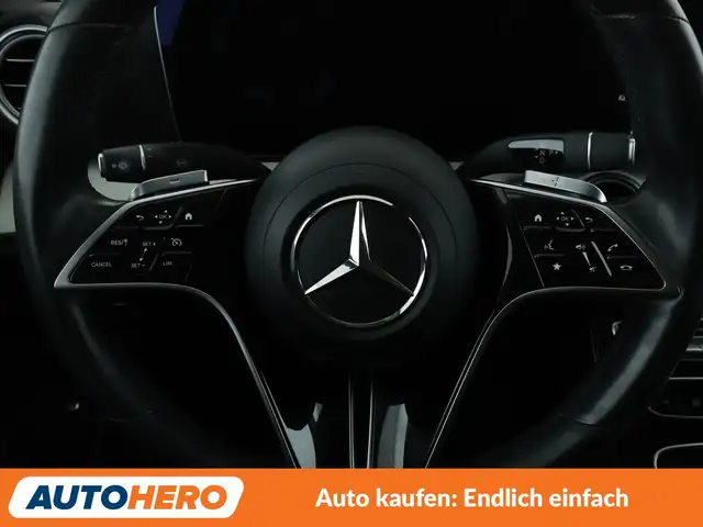 Mercedes-Benz E-Class view 19