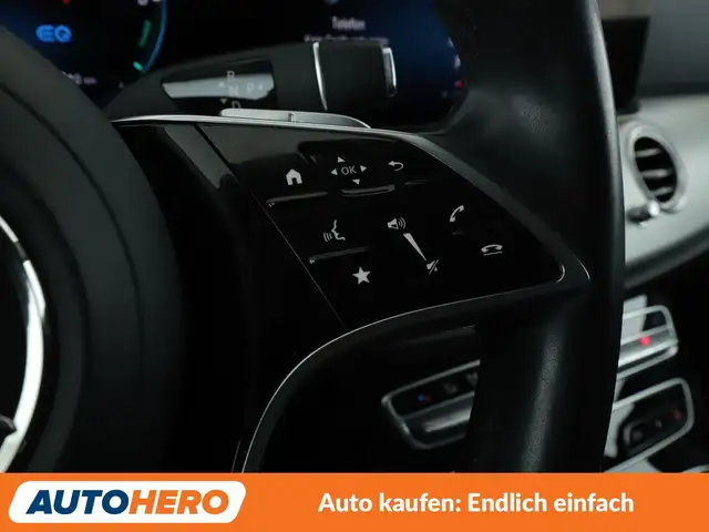 Mercedes-Benz E-Class view 28