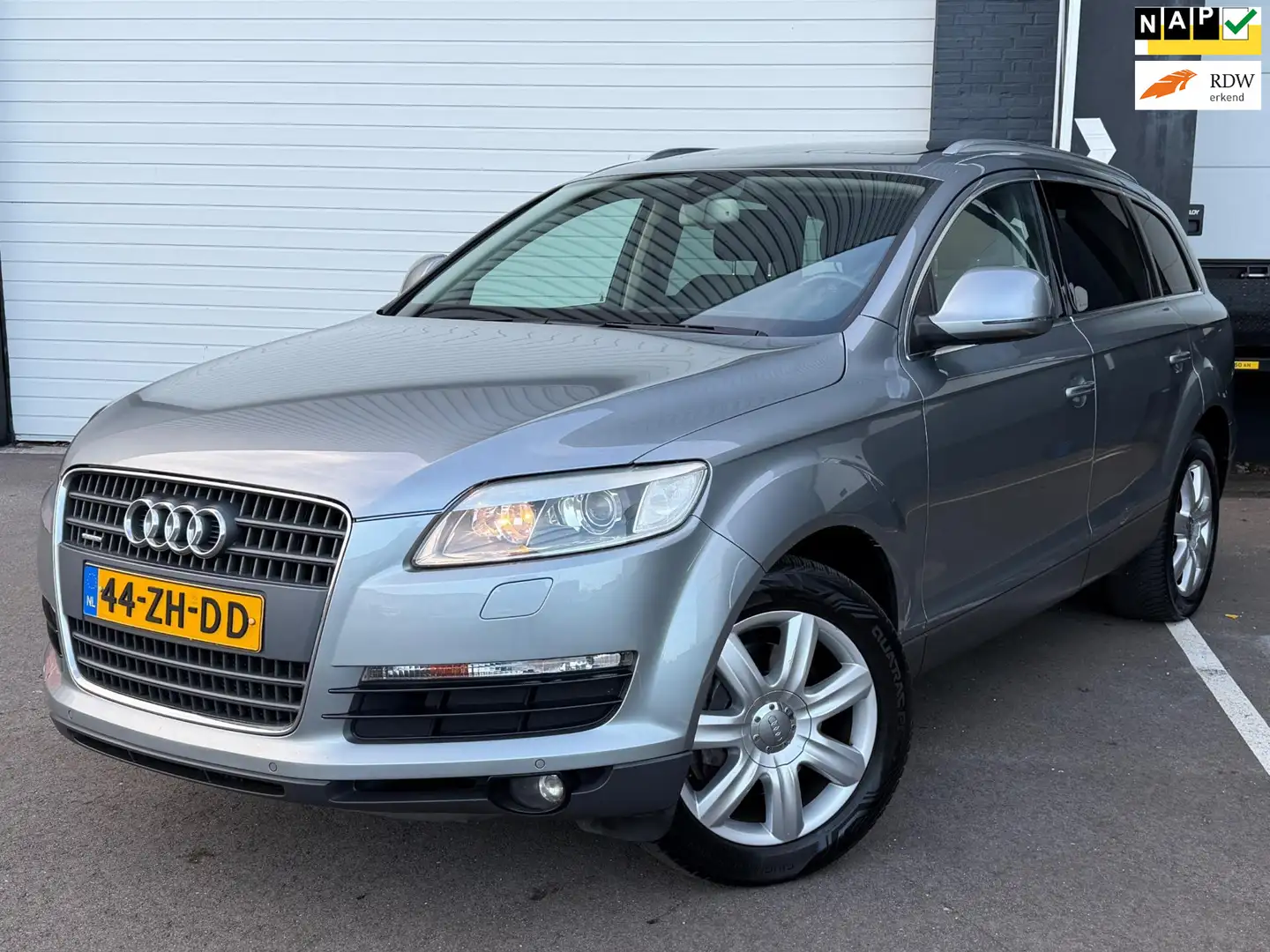 Audi Q7 3.6 FSI quattro Pro Line+ 4+2 PANO/CARPLAY/LEDER/O Grijs - 1