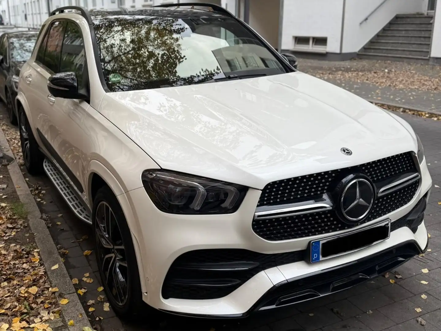 Mercedes-Benz GLE 450 GLE 450 4Matic 9G-TRONIC AMG Line Weiß - 2