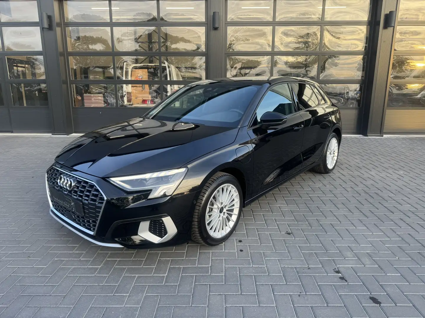 Audi A3 Sportback 40 TFSI Stoelverwarming / Camera Nero - 1
