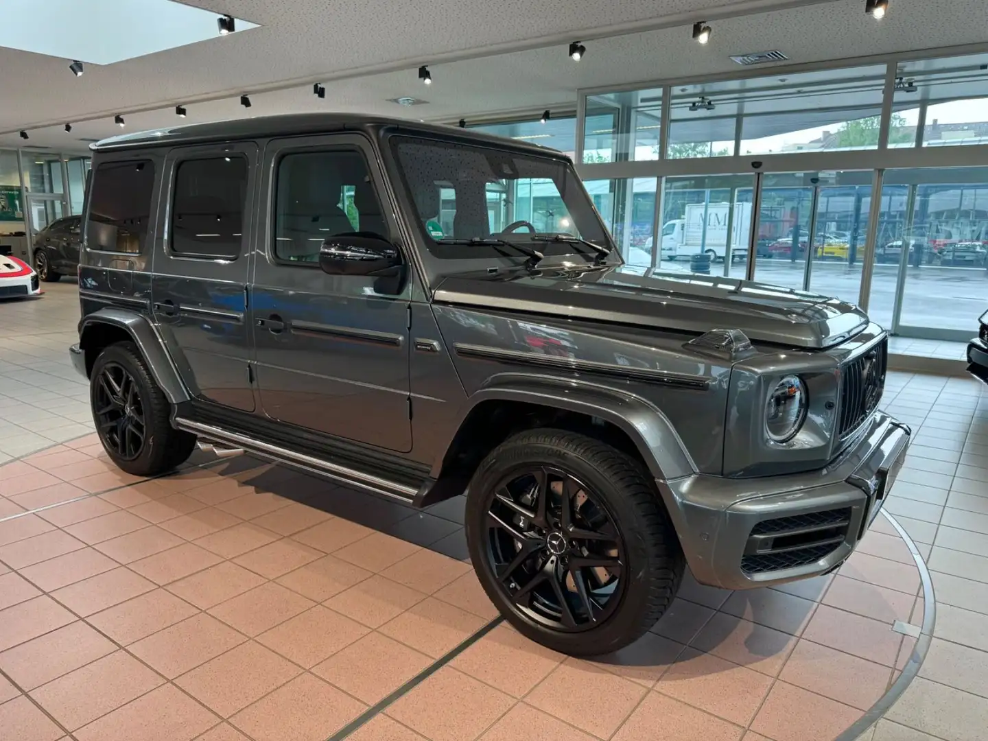 Mercedes-Benz G 63 AMG CARBON/SUPERIOR/FOND-ENTERTAINMENT Grijs - 2