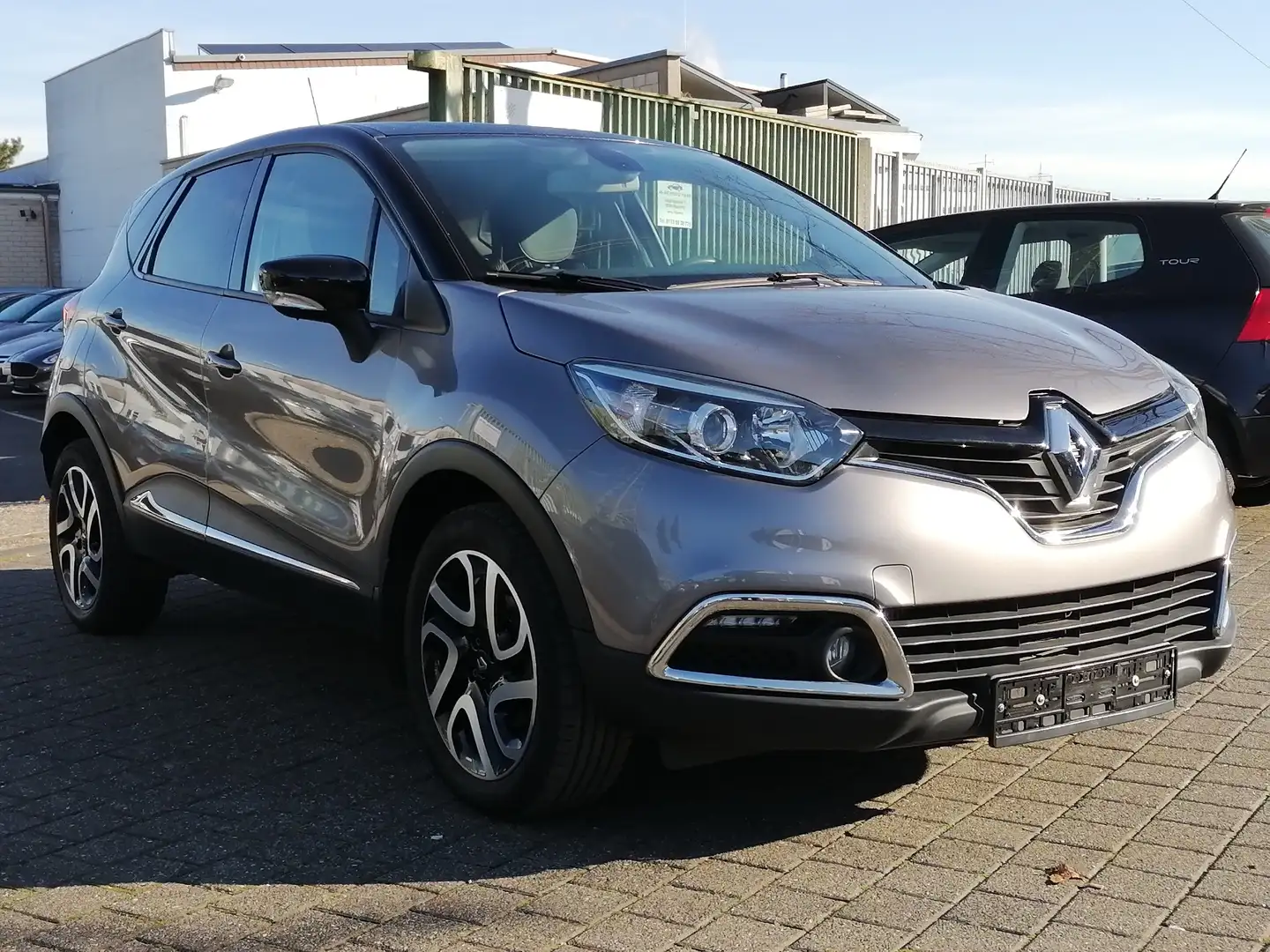Renault Captur Expression Grau - 2