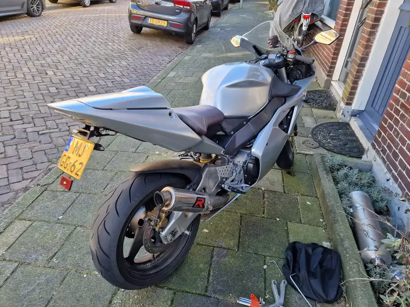 Honda CBR 900 - foto 2