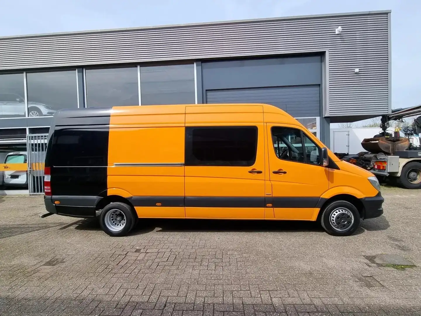 Mercedes-Benz Sprinter 513 CDI/ Doka / Multicab / Aut/ Navi/ Airco/ EURO Oranje - 2