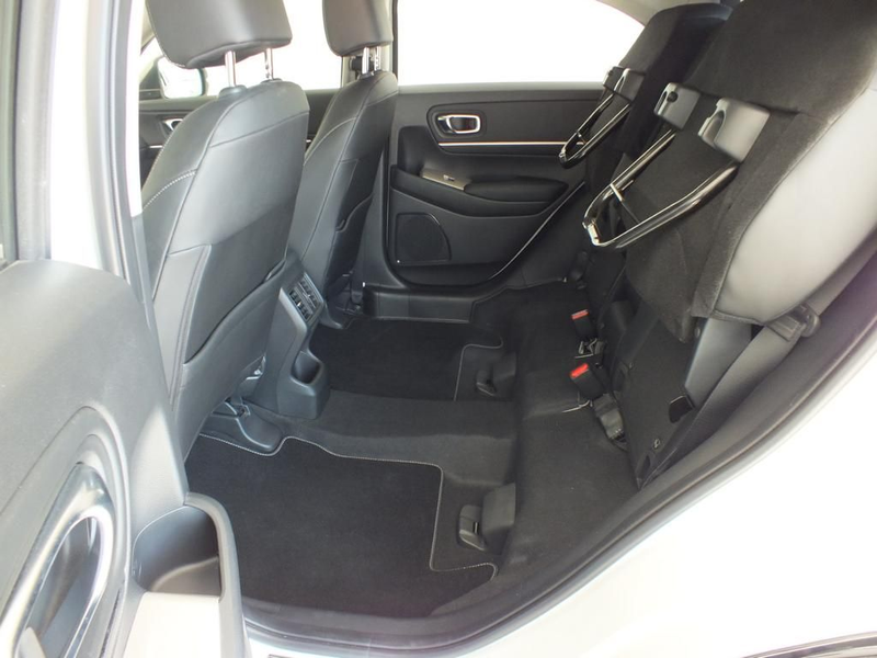 Honda HR-V e:HEV 1.5 i-MMD Hybrid Advance — photo 12