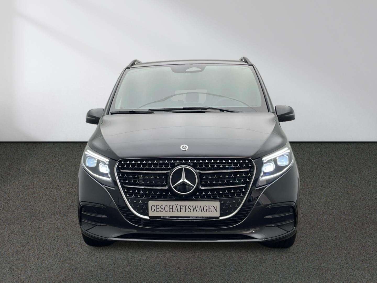 Mercedes-Benz V 250