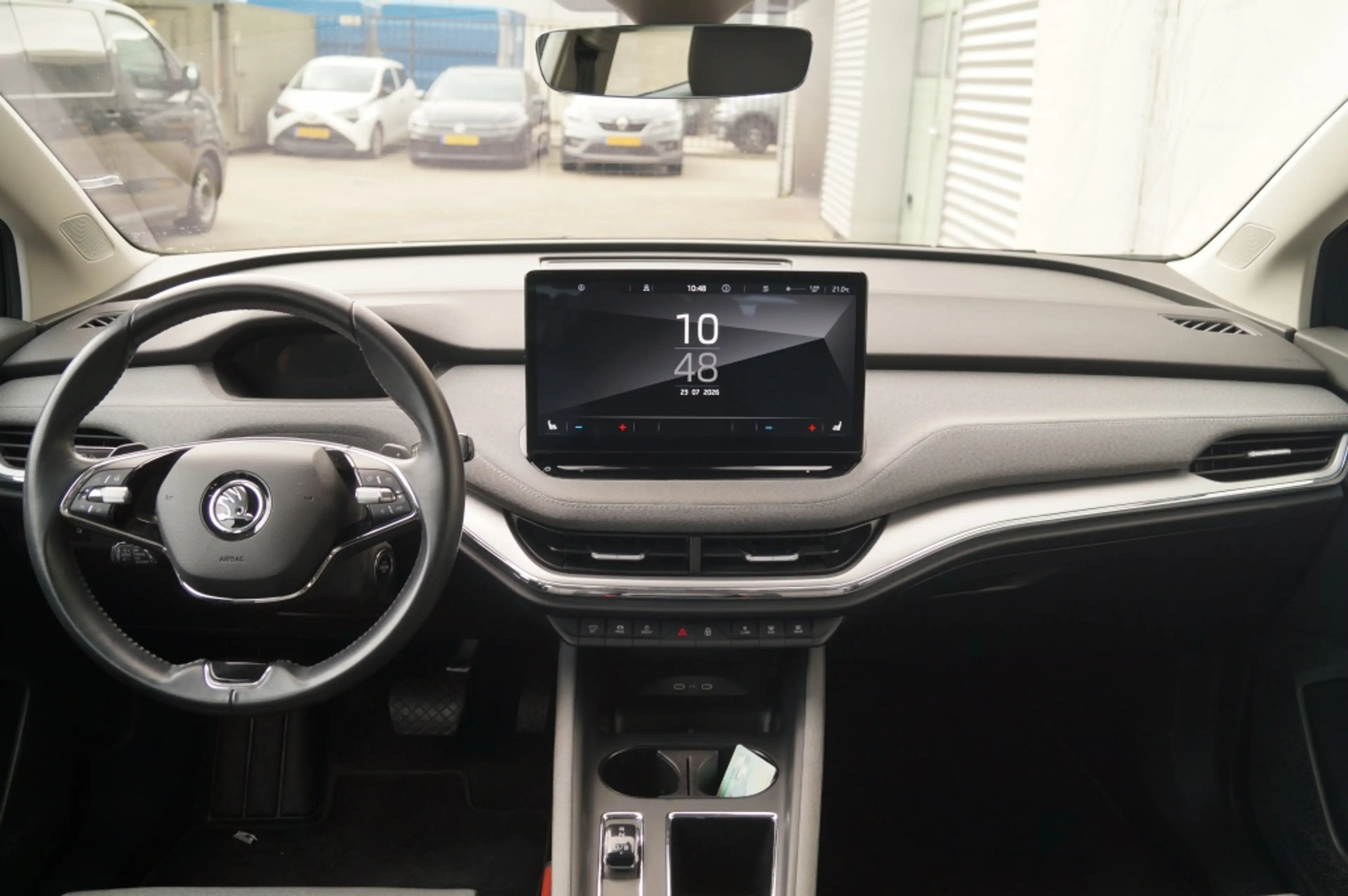 Skoda Enyaq iV 60 180pk -SOH91%-NAVI-ECC-PDC- — photo 11