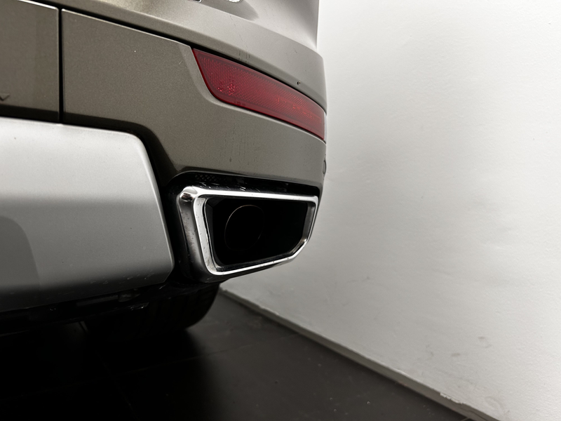 BMW X7 xDrive40i — photo 15