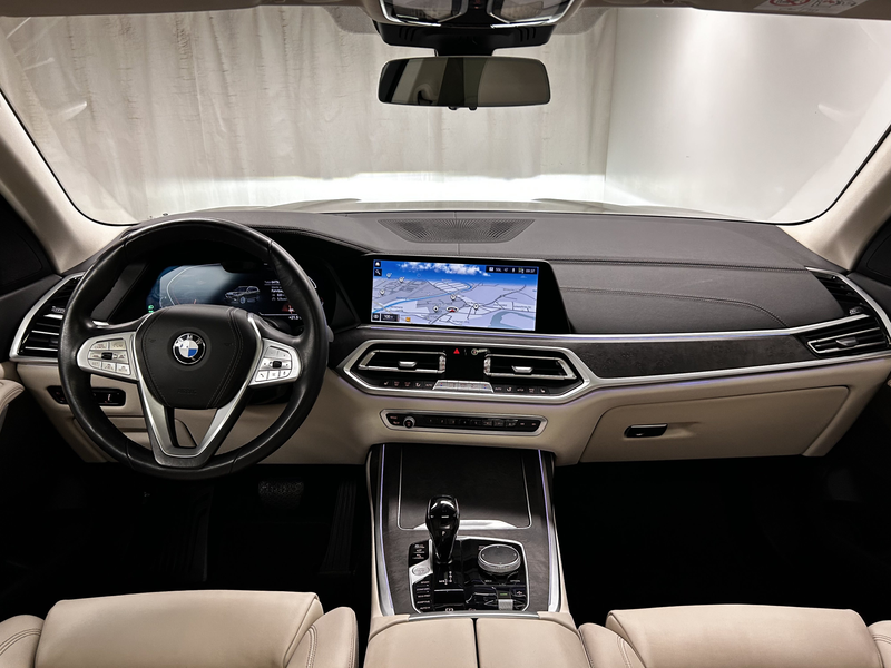 BMW X7 xDrive40i — photo 5