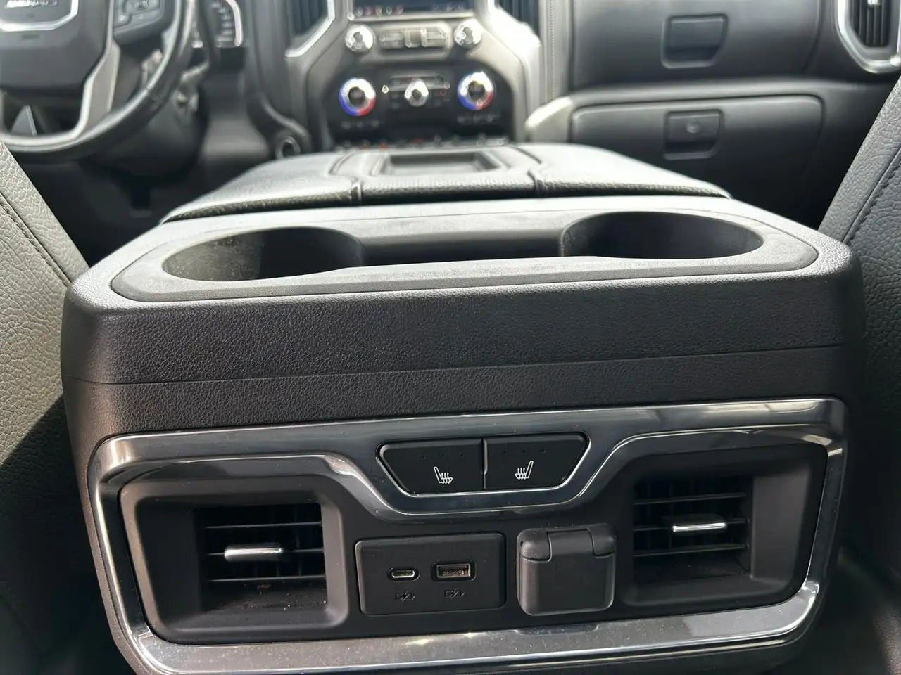 GMC Sierra 1500 снимка GMC Sierra 1500