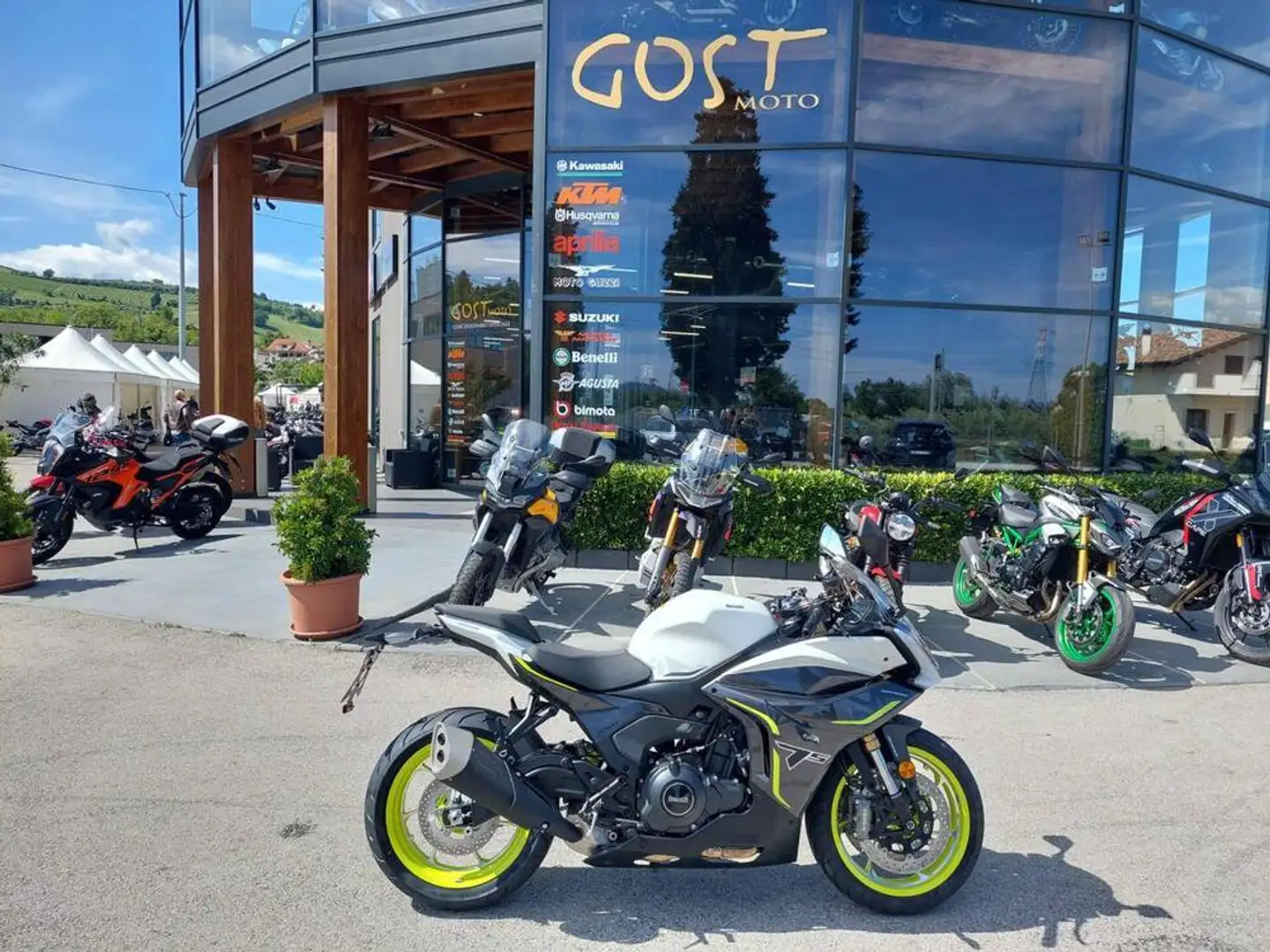 Benelli Tornado 550 - 1