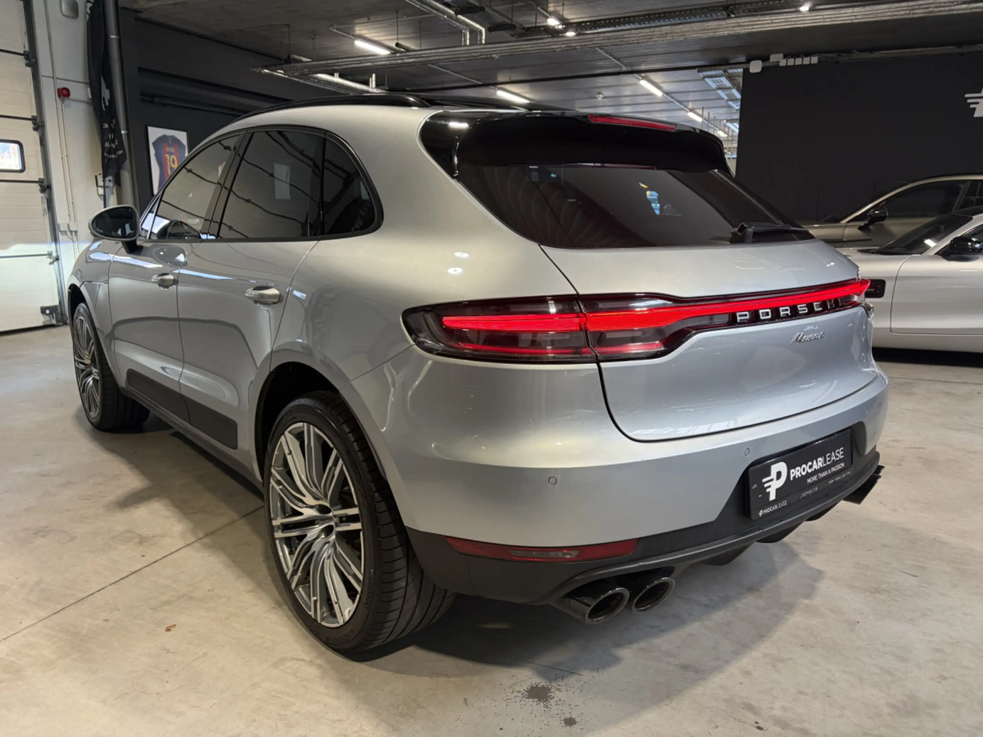 Porsche Macan 2.0 TFSI PDK/20"/PANO/360°/PTM/PASM — photo 10