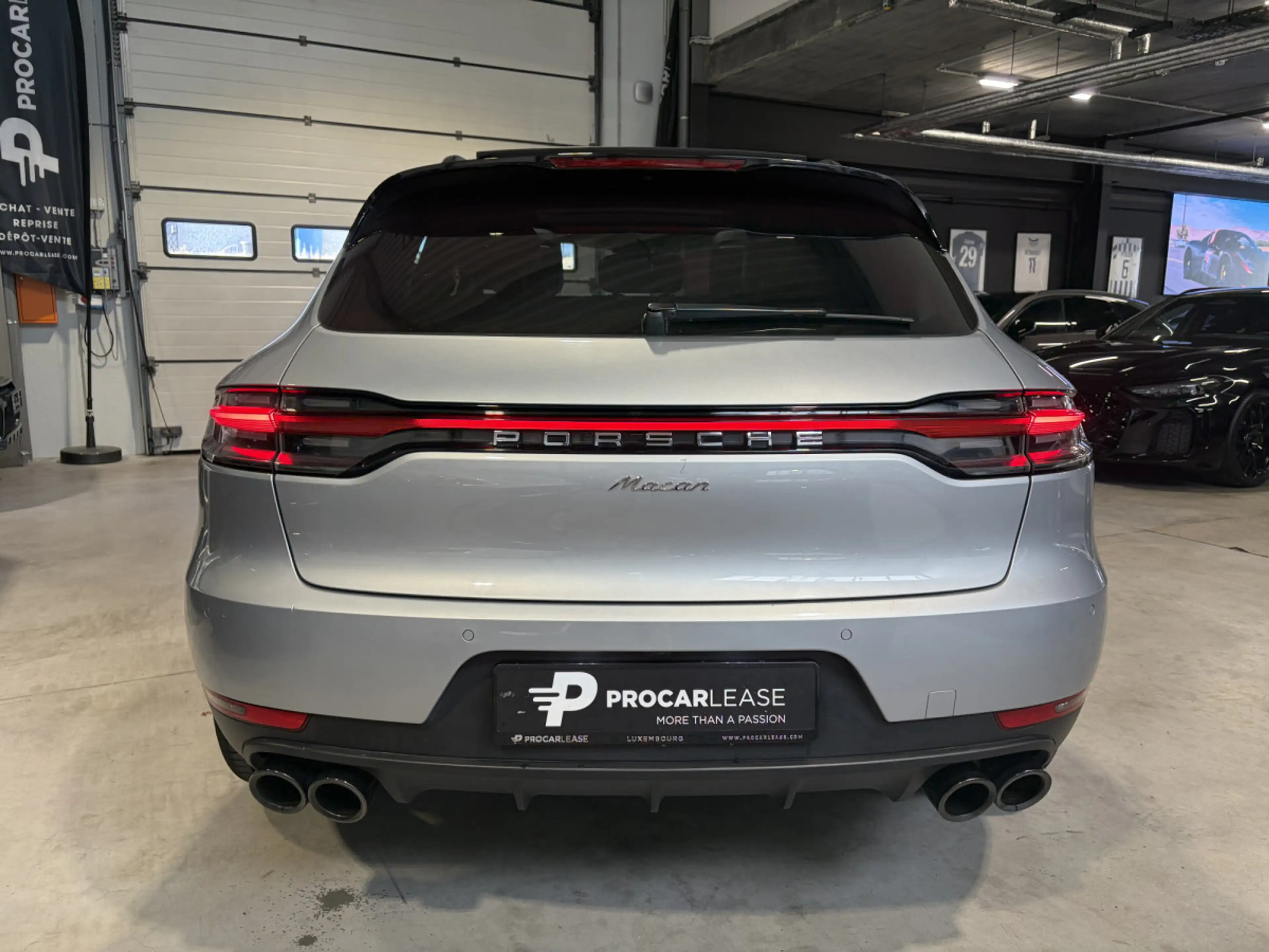 Porsche Macan 2.0 TFSI PDK/20"/PANO/360°/PTM/PASM — photo 11