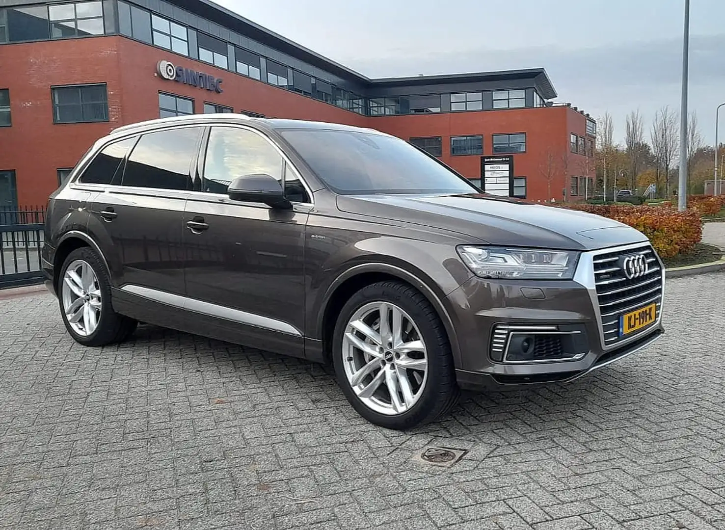 Audi Q7 Q7 3.0 TDI e-tr. q. Sp. Bruin - 2