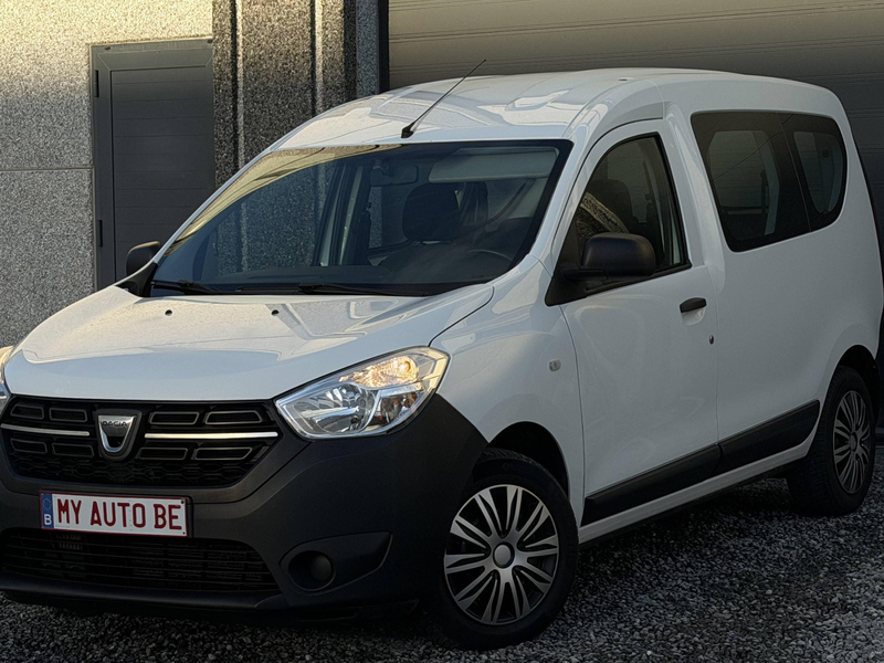 Dacia Dokker Dokker 1.5 dCi 5 PLACE 12 MOIS DE GARANTIE — photo 3