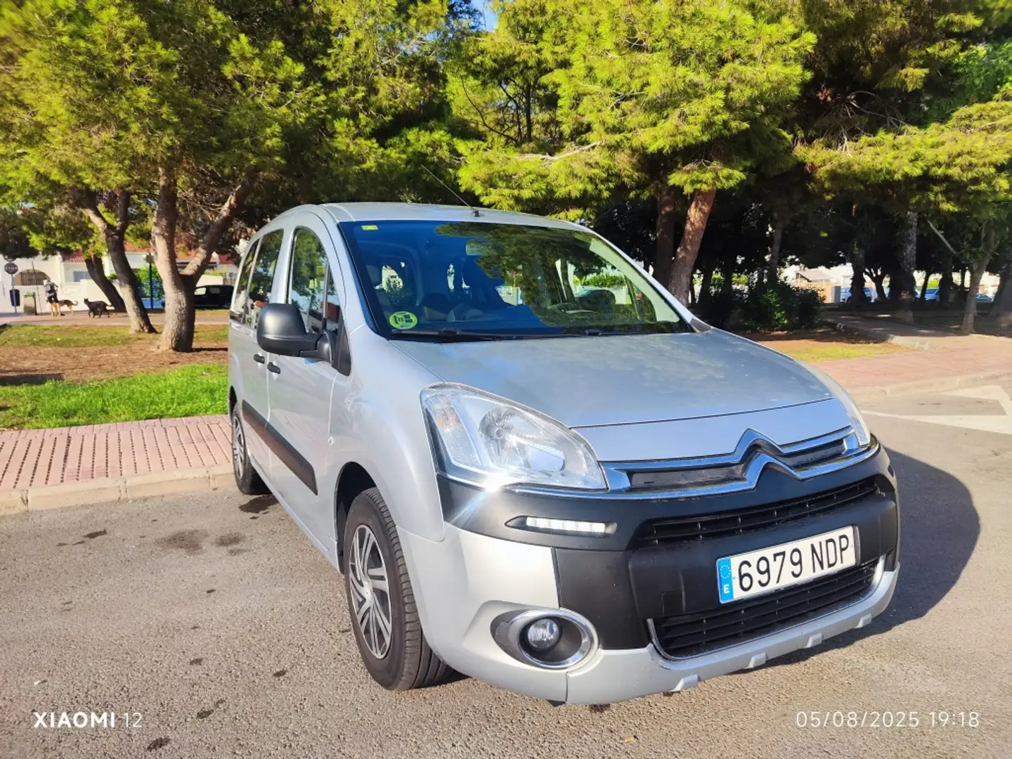 Citroen Berlingo Multispace 1.6HDi Attraction90 Plateado - 1