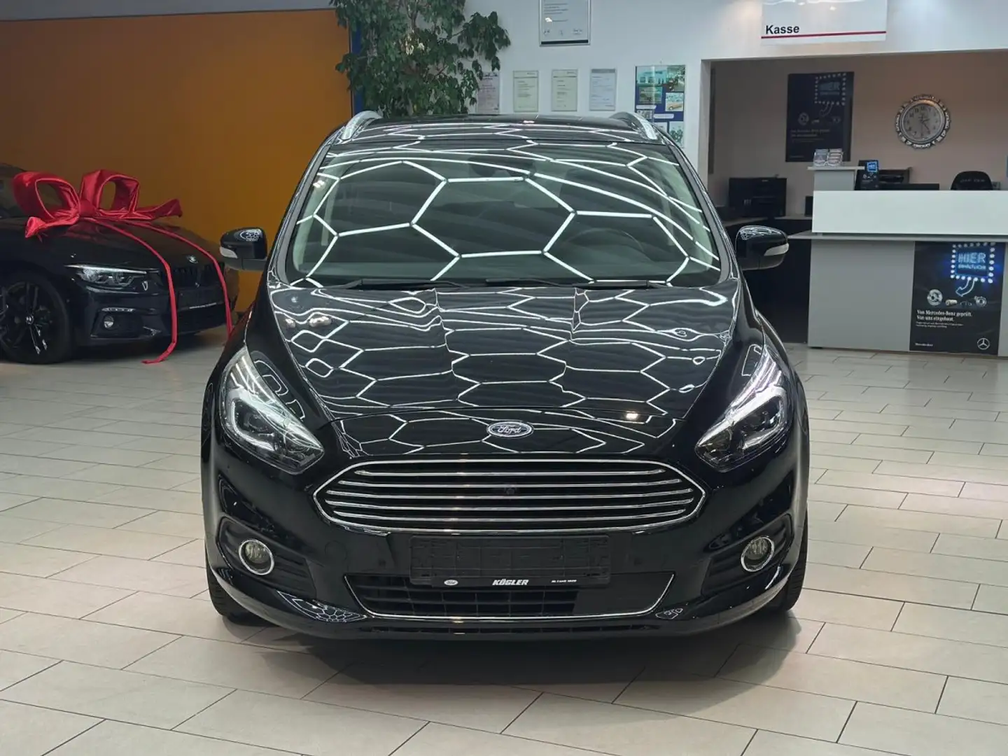 Ford S-Max 2.0 TDCi Titanium Start/Stopp Automatik Navi Klima Schwarz - 2
