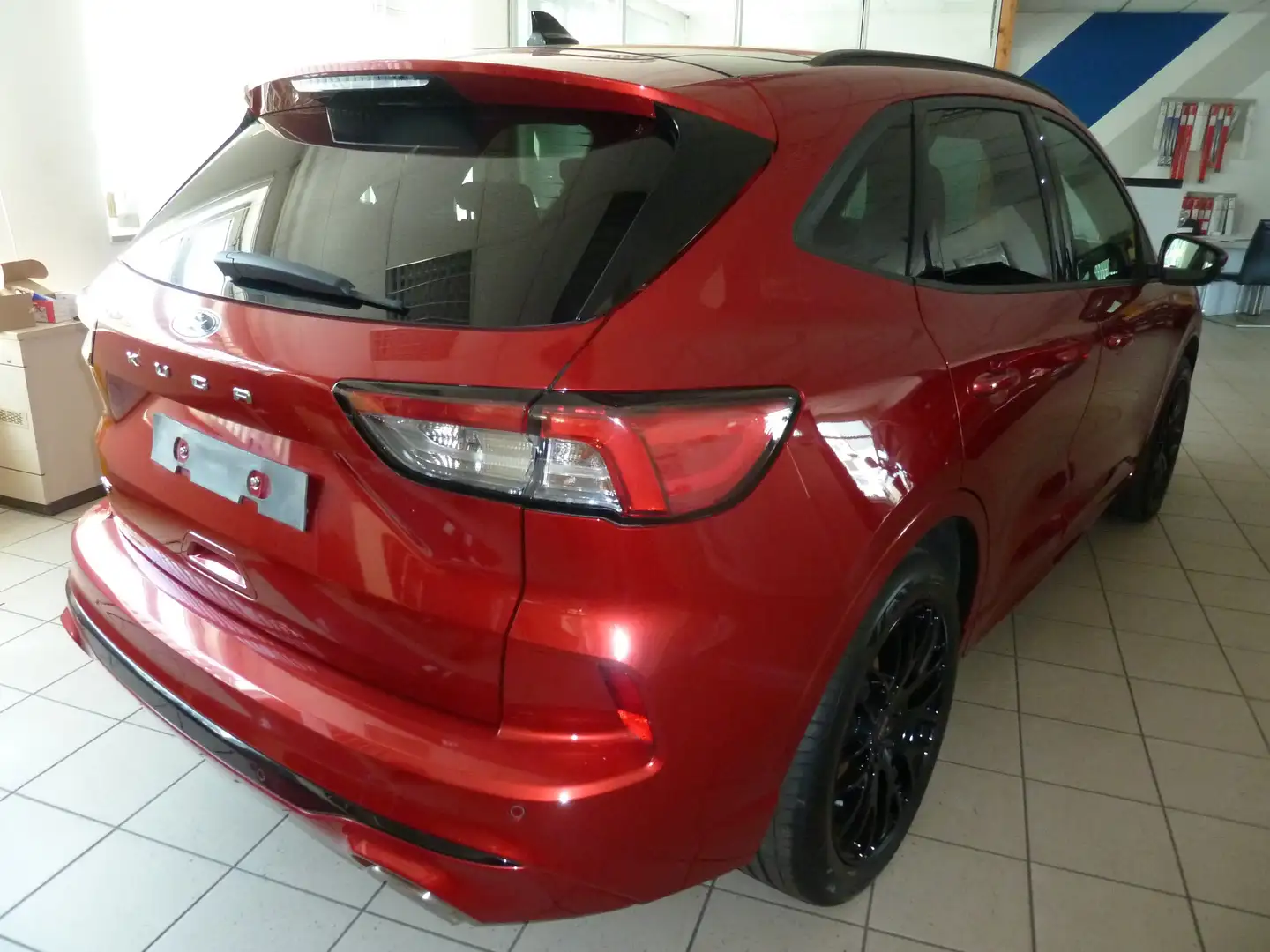 Ford Kuga ST-Line X Rot - 2