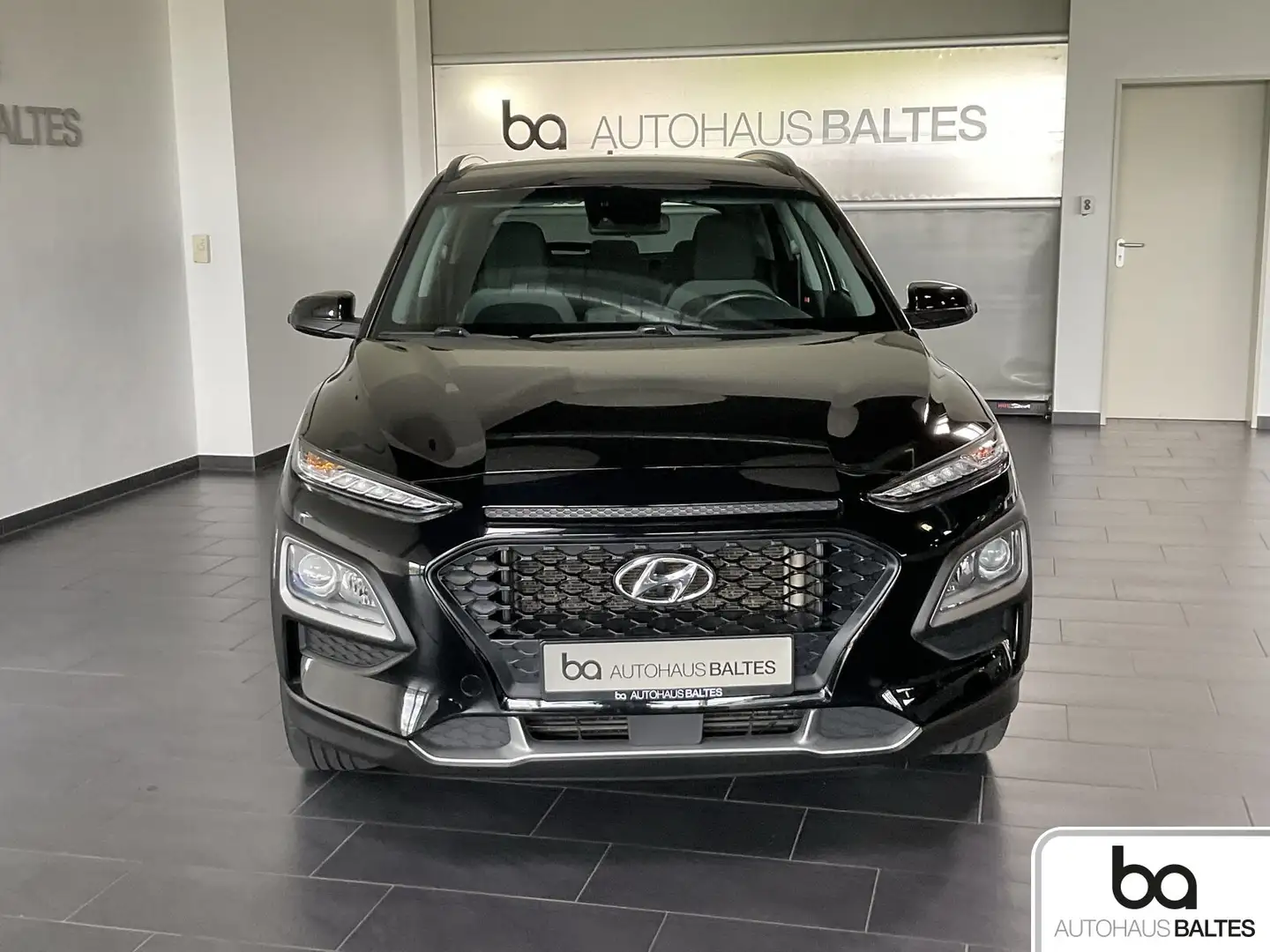 Hyundai KONA Kona 1.0 T-GDI Advantage LM/Navi/AAC/SH/Kam/Temp Schwarz - 2