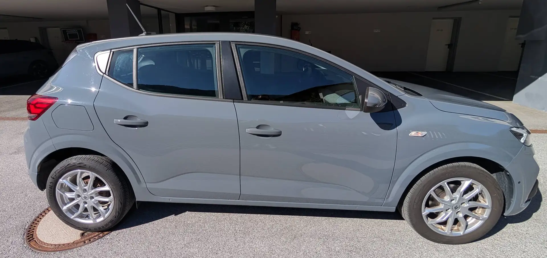 Dacia Sandero Sandero Expression TCe 90 Expression Grau - 2
