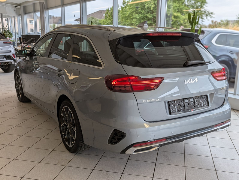 Kia Ceed / cee'd GT Line SW LED JBL Cam 7Jahr — photo 5