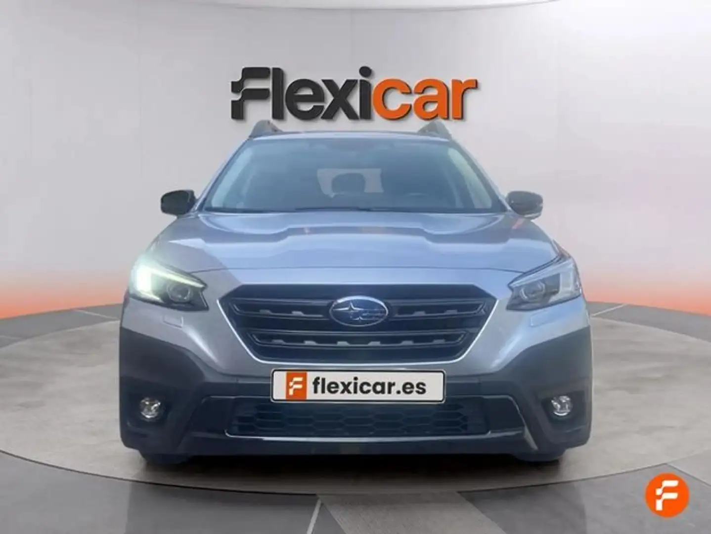 Subaru OUTBACK 2.5i Field CVT Lineartronic AWD Blanco - 2