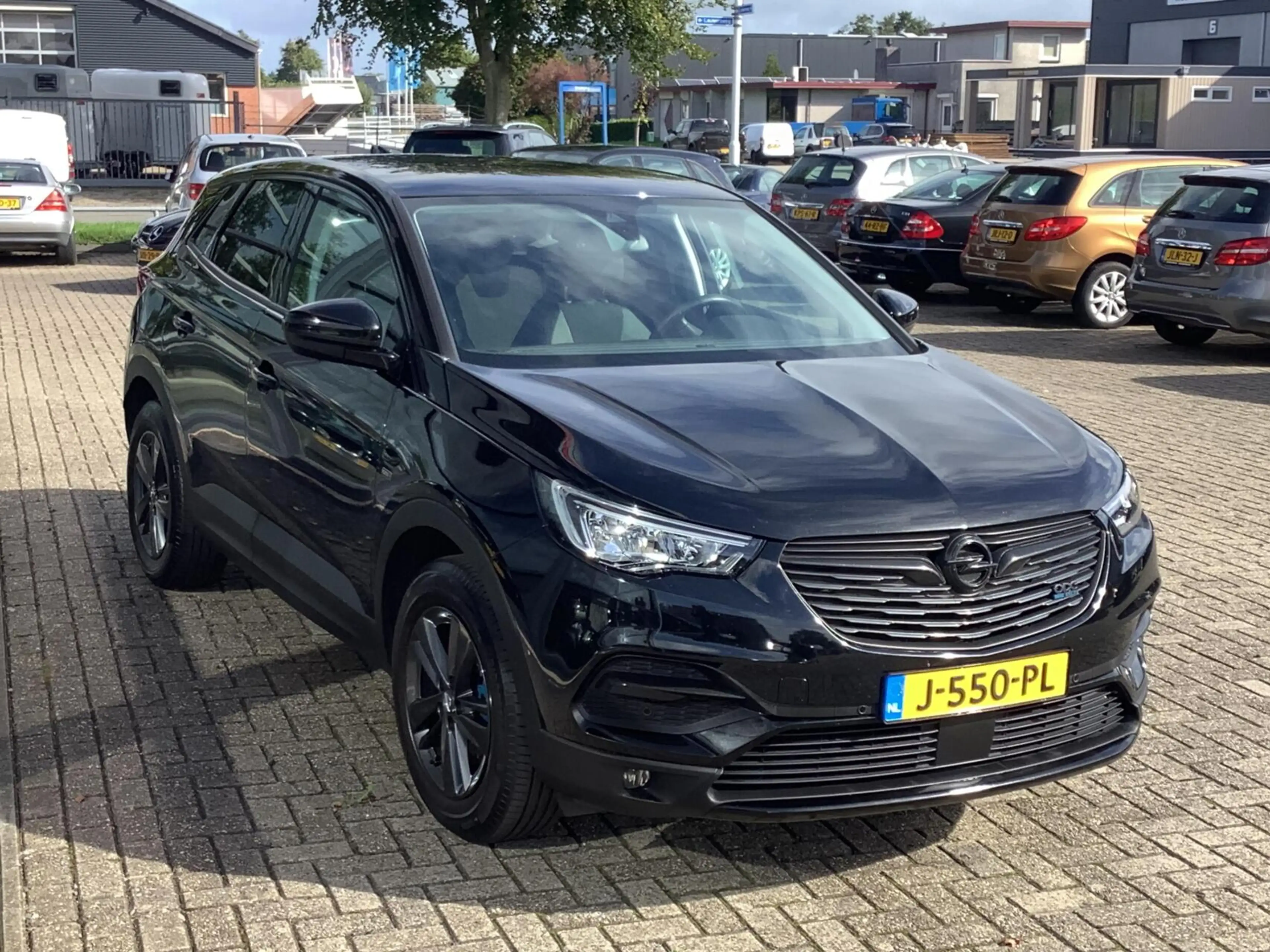 Opel Grandland X 1.2 Turbo Innovation automaat, achteruitrijcamera, — photo 2