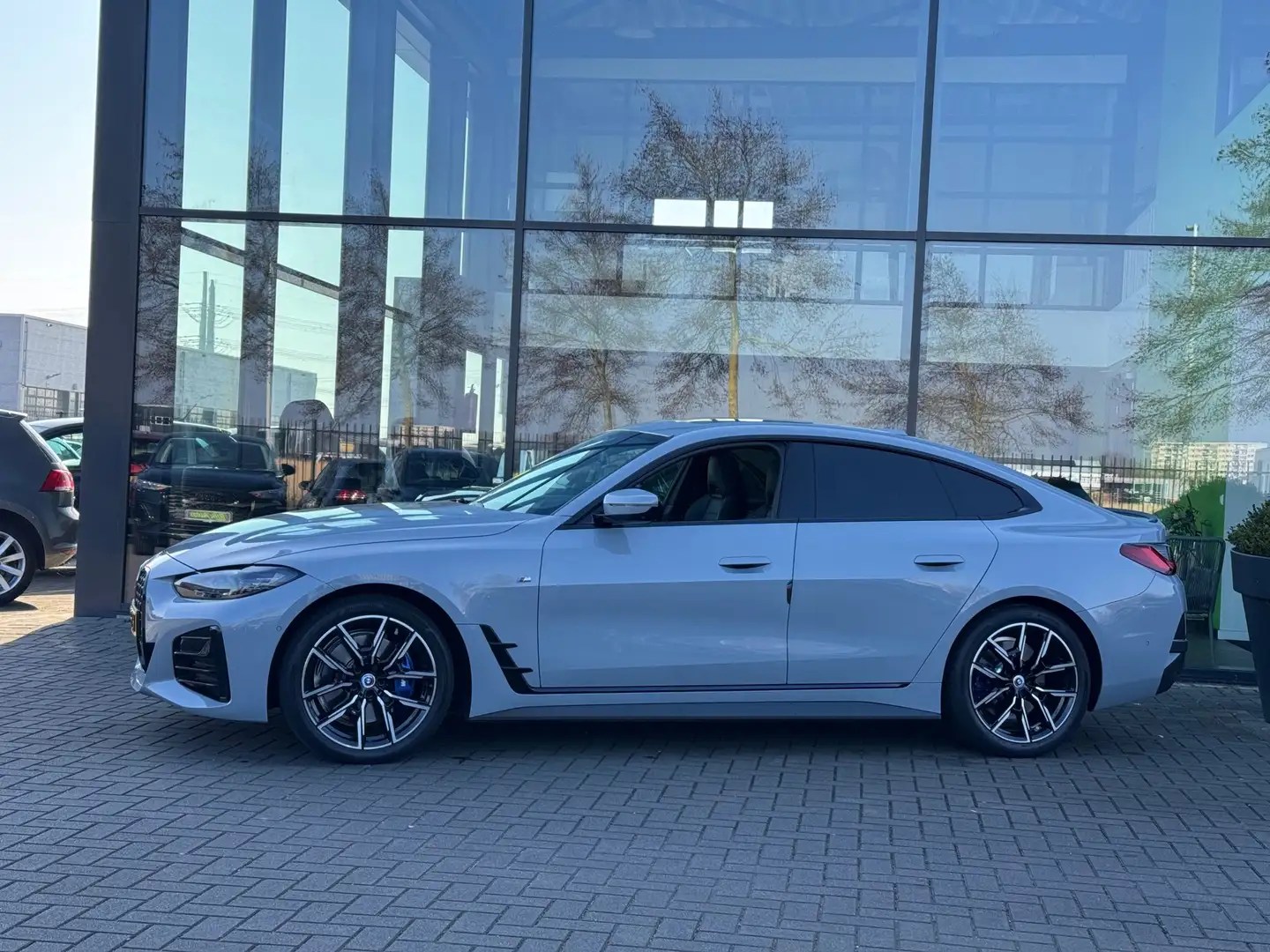 BMW 430 4-serie Gran Coupé 430i High Executive * M Sport P Grijs - 2
