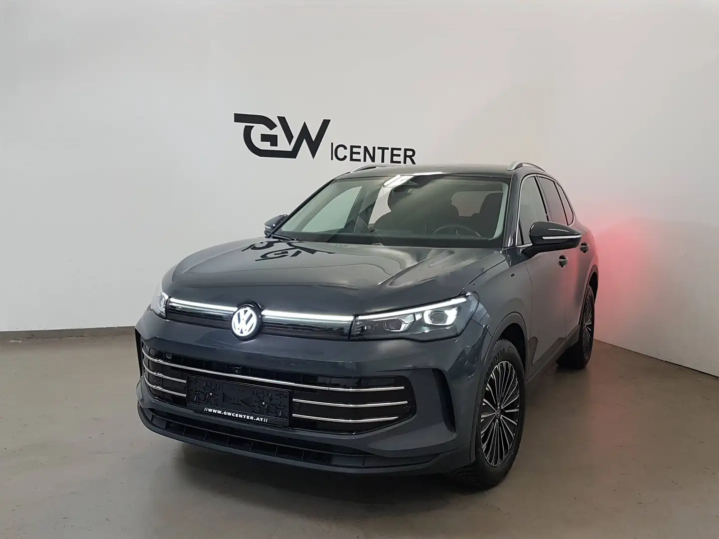 Volkswagen Tiguan 2.0 TDI DSG Elegance Alcantara AHK ACC HEADUP 360° IQ Light IQ Drive Grau - 2