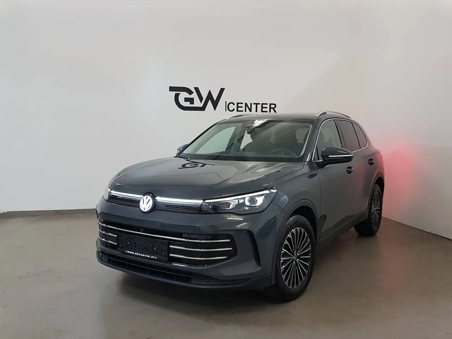 Volkswagen Tiguan 2.0 TDI DSG Elegance Alcantara AHK ACC HEADUP 360° IQ Light IQ Drive Grau - 1