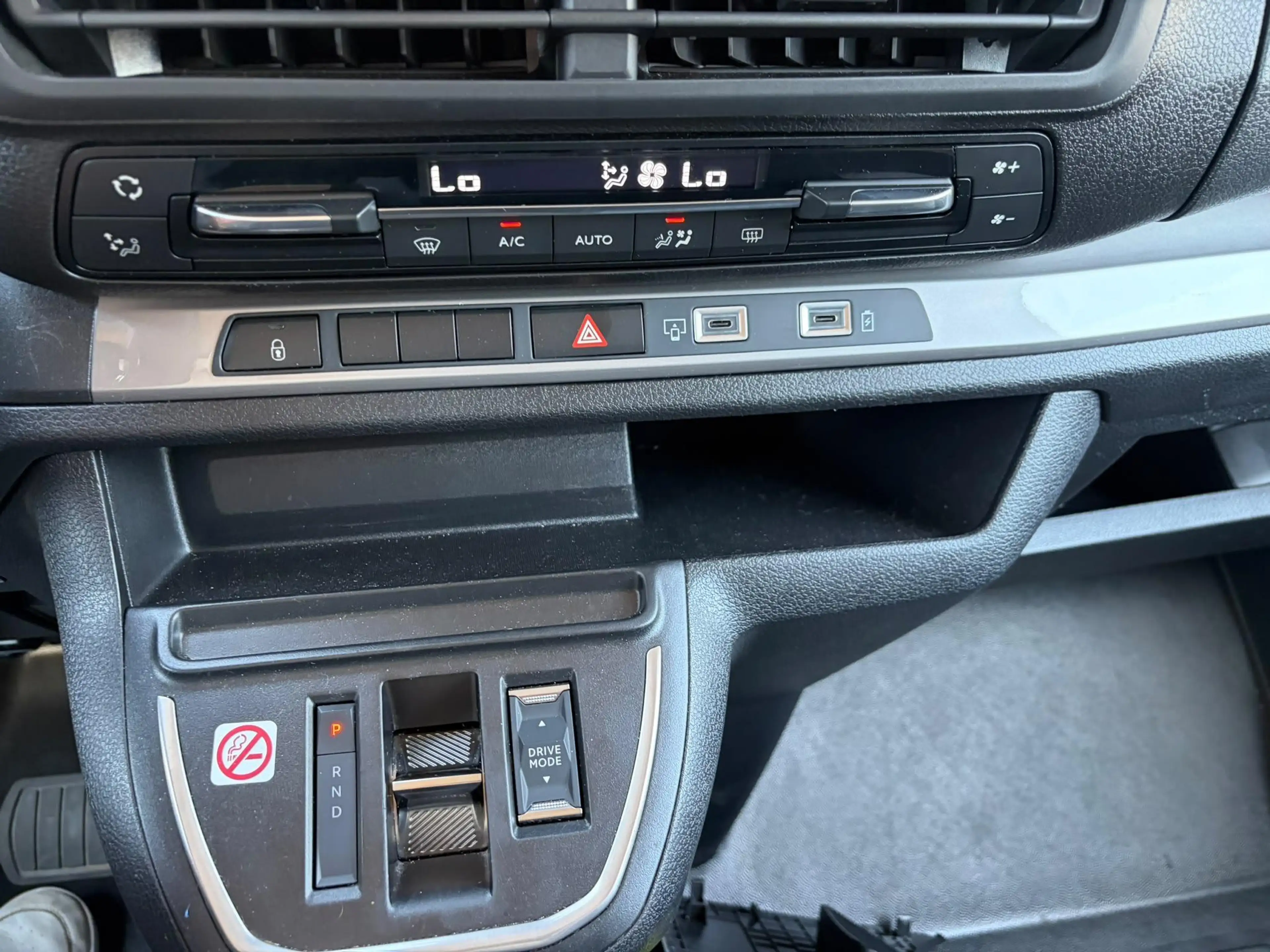 Peugeot e-Expert Long 75 kWh L3 SOH 95% | CAMERA | NAVIGATIE | BTW — photo 19