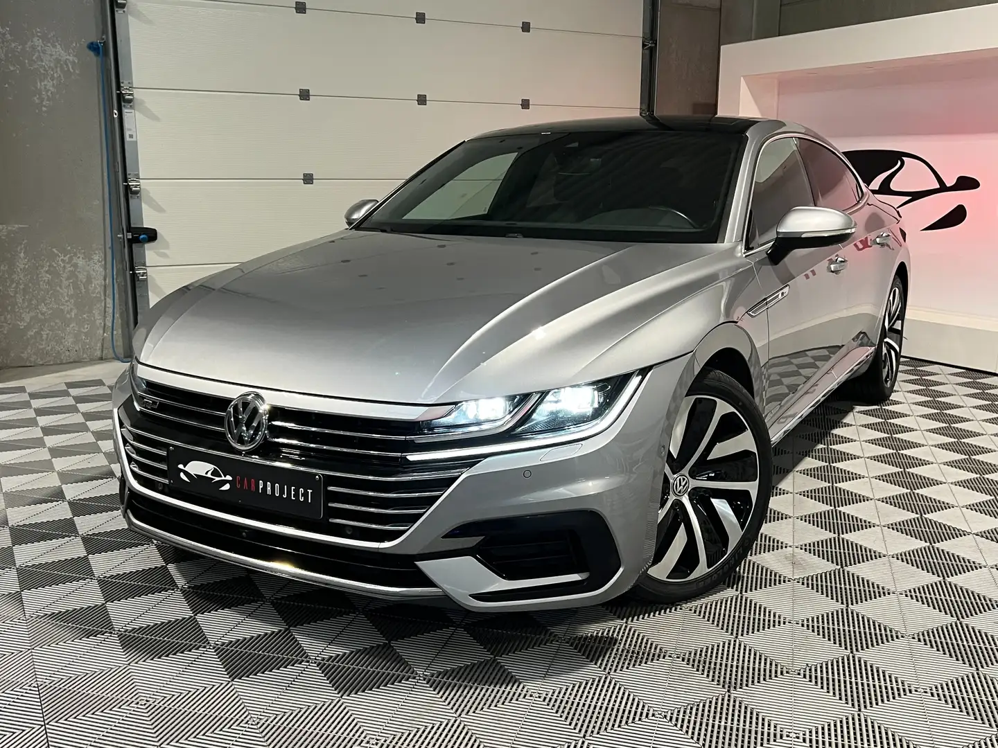 Volkswagen Arteon 2.0 TDi SCR R-Line DSG **DEPOT VENTE** Grau - 1