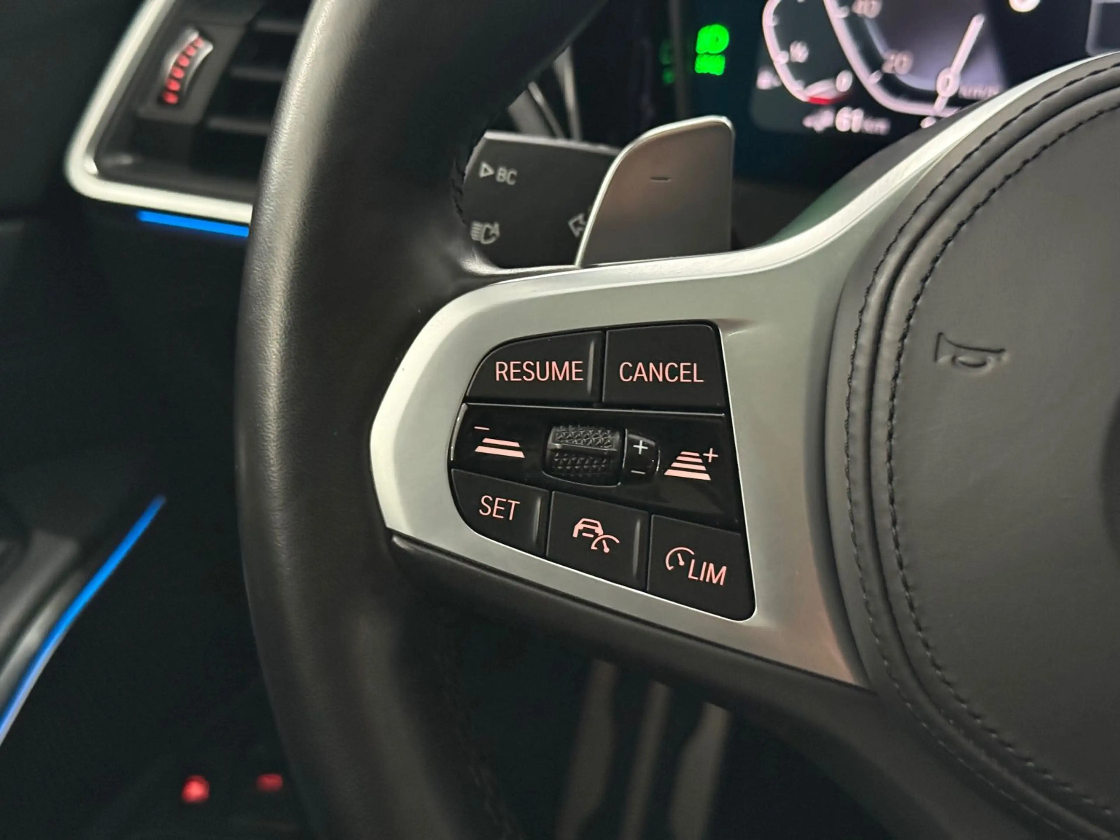 BMW 330 e Touring*M-PAKET*PANO*ACC*LASER*AHK*KAMERA* — photo 14