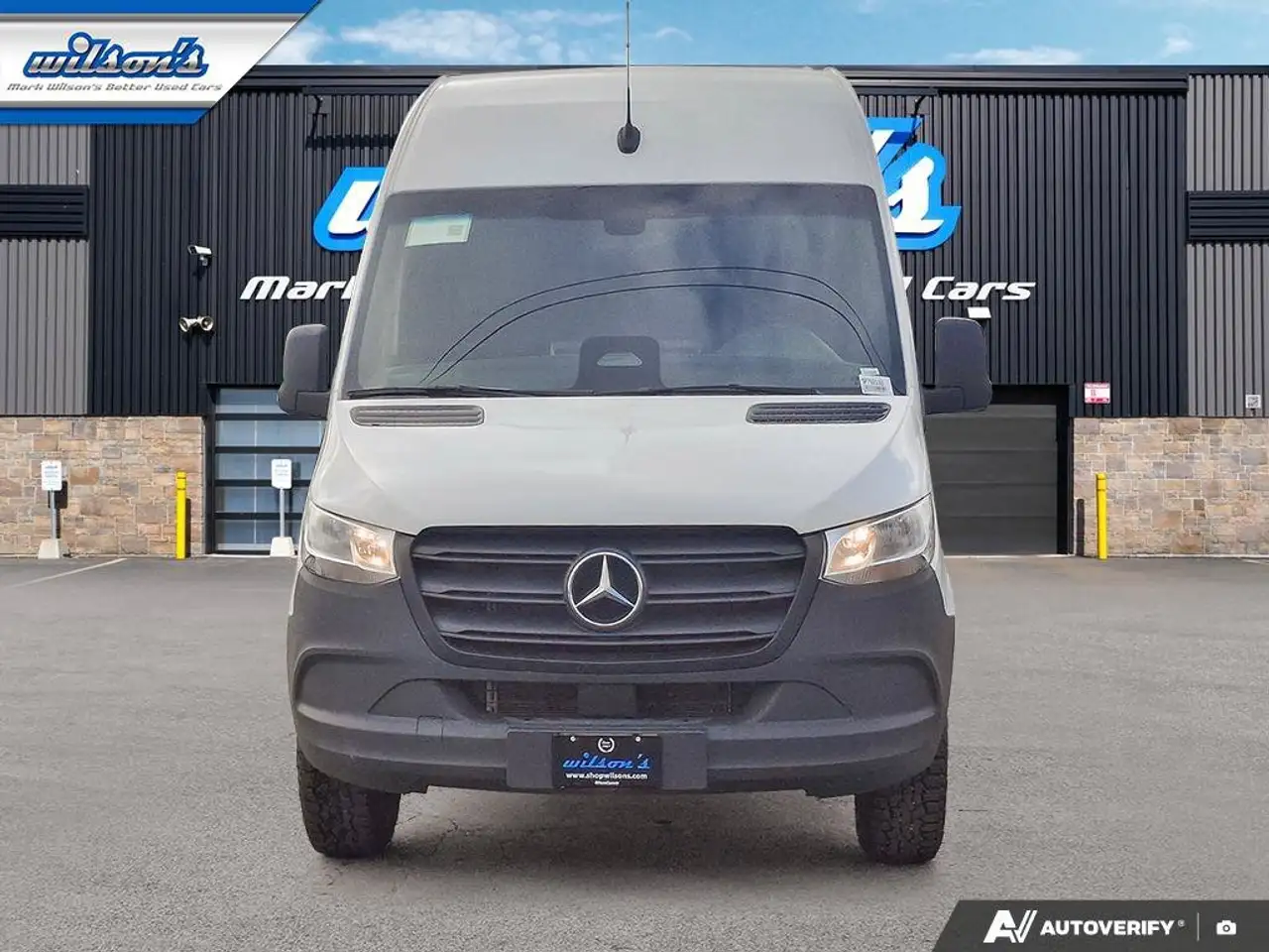 Mercedes-Benz Sprinter photo Mercedes-Benz Sprinter