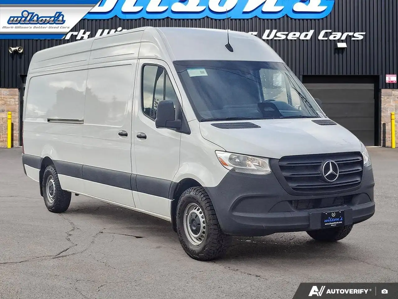Mercedes-Benz Sprinter photo Mercedes-Benz Sprinter