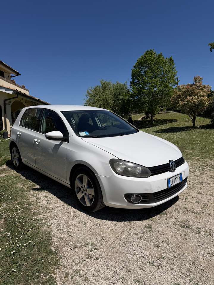 Volkswagen Golf 5p 1.6 tdi Sport Edition