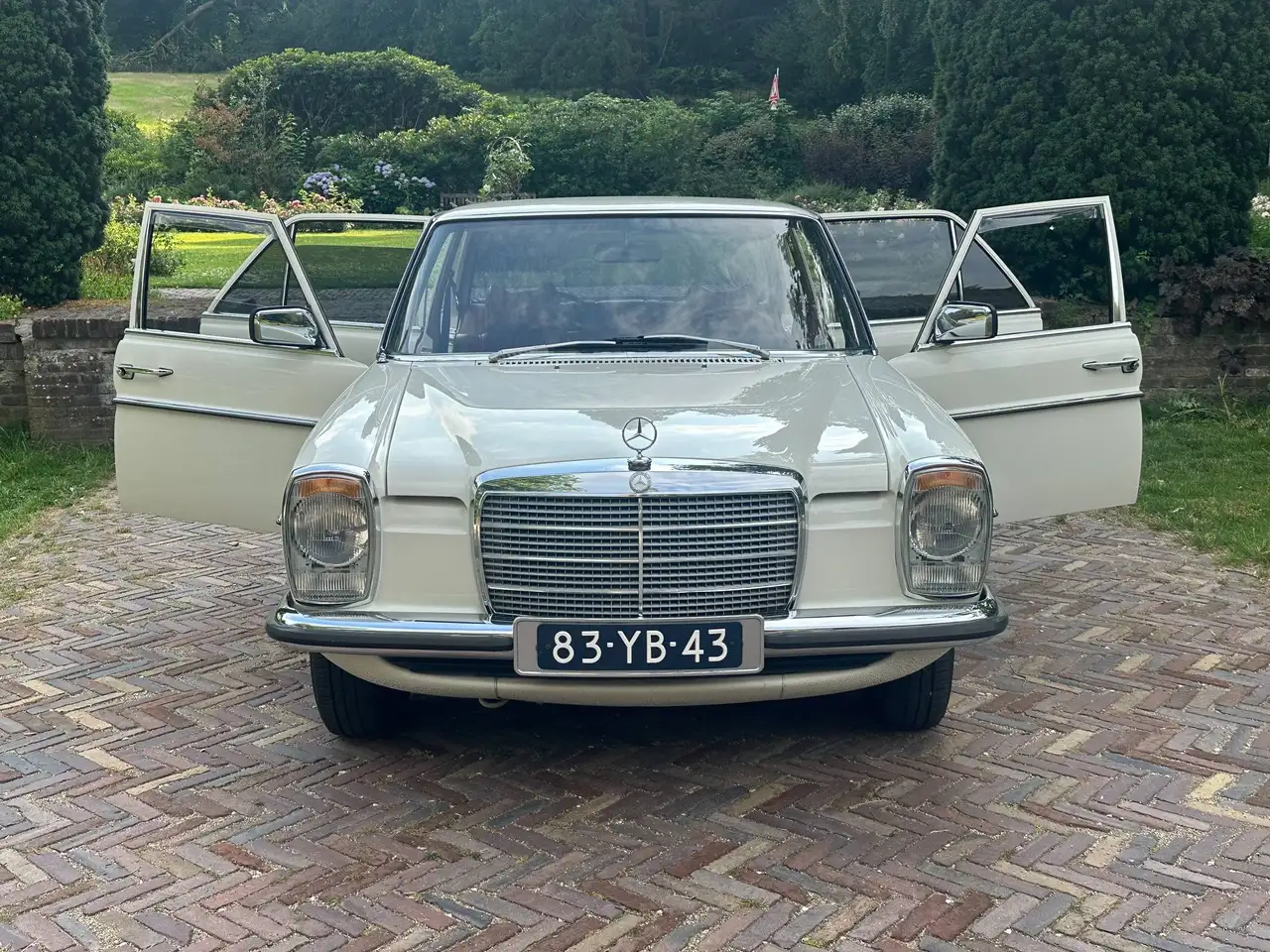 Mercedes-Benz 240 W115 240 D, foto 12
