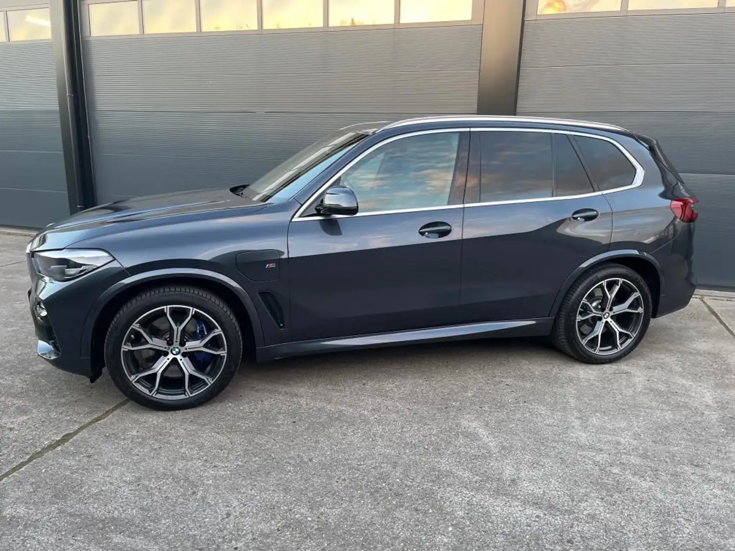 BMW X5 XDrive45e High Executive Panoramadak / Elektrische Grijs - 2