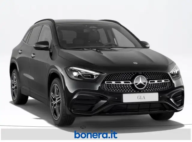 Mercedes-Benz Gla view 2