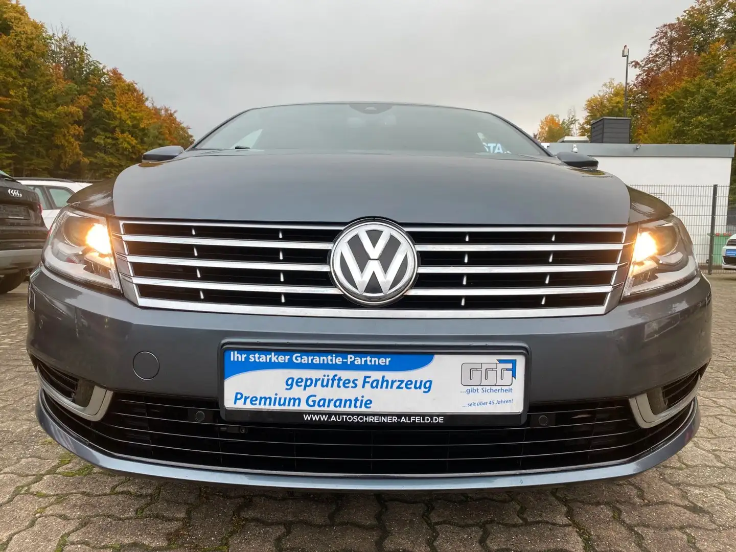 Volkswagen CC BMT DSG TEMPOMAT PDC SHZ NAVI Grau - 2