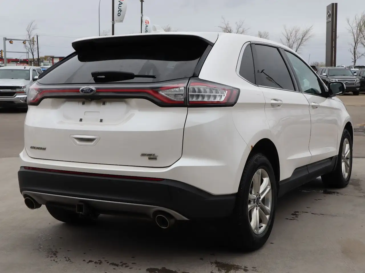 Ford Edge снимка Ford Edge