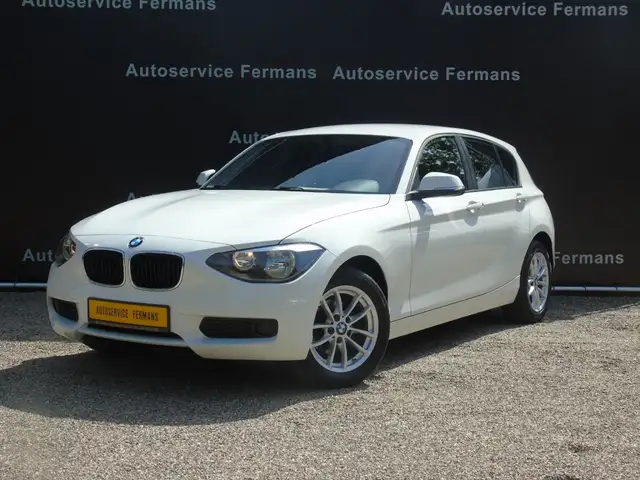 BMW 114 114i 5-drs - 2015 - 137DKM - Airco - PDC - Stoelve
