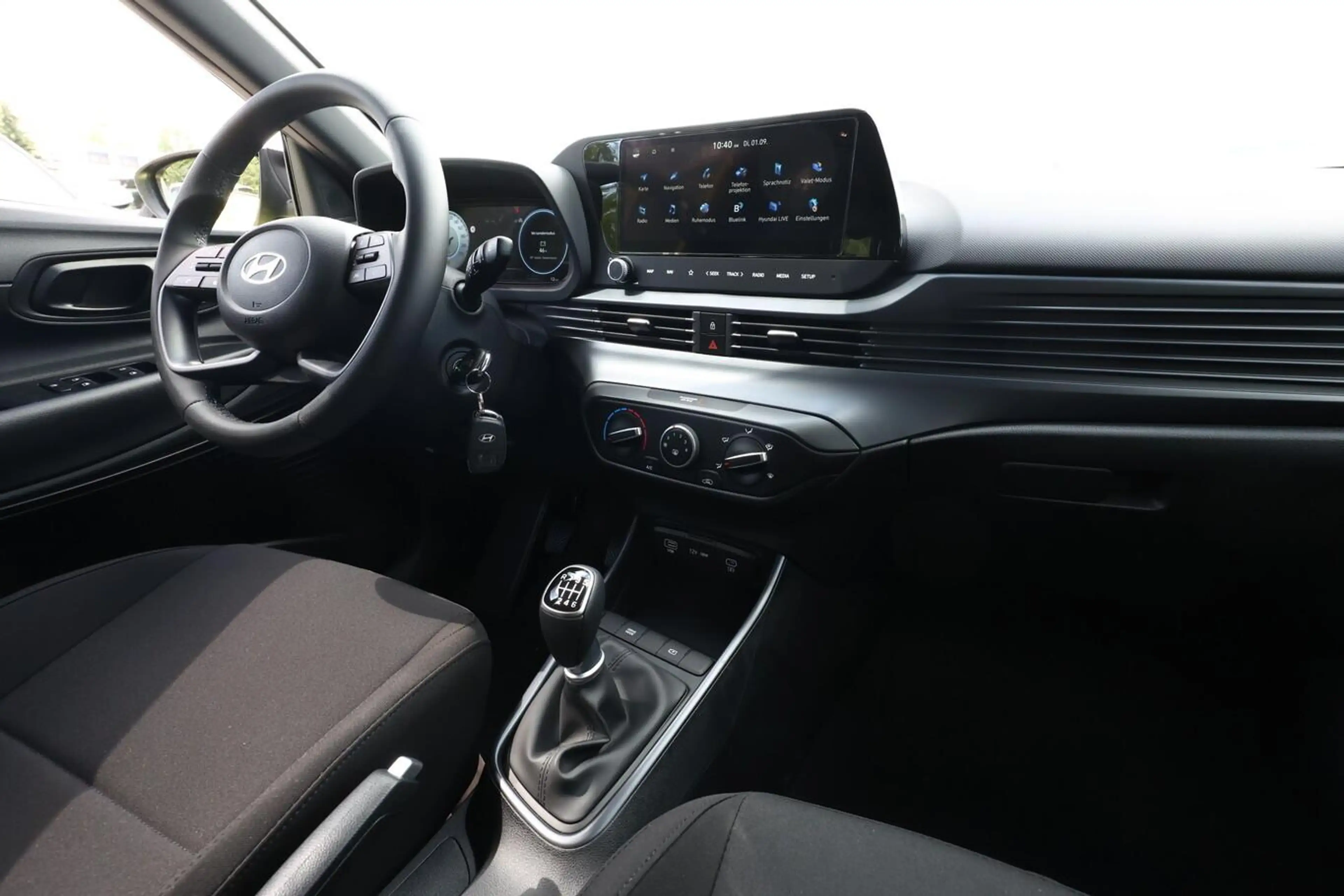 Hyundai i20 Blackline Blackl Nav CarPlay 16Z StyleP Temp Ka... — photo 9