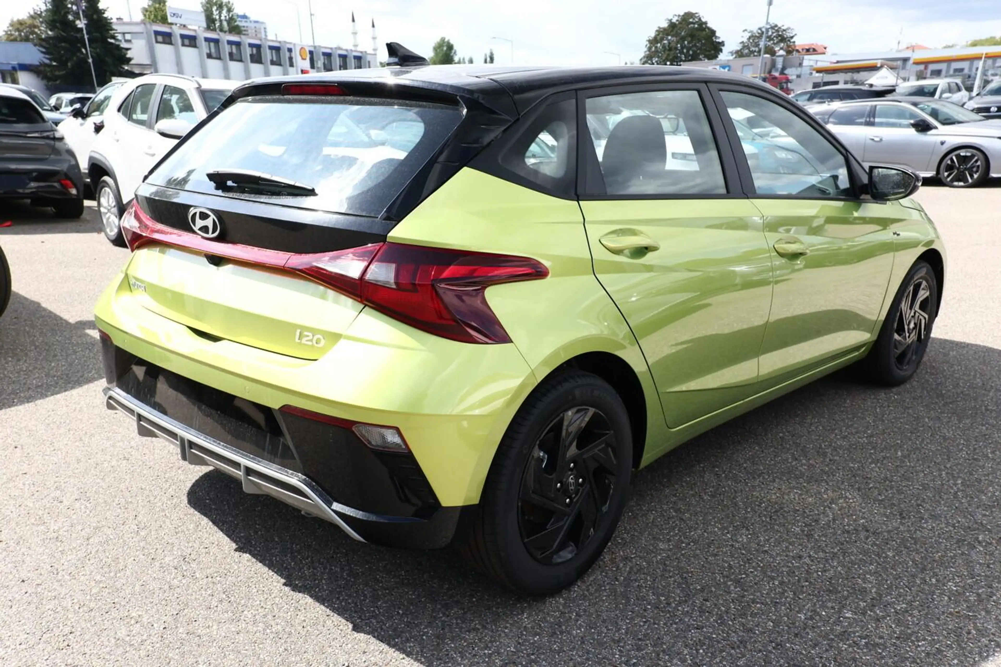 Hyundai i20 Blackline Blackl Nav CarPlay 16Z StyleP Temp Ka... — photo 3